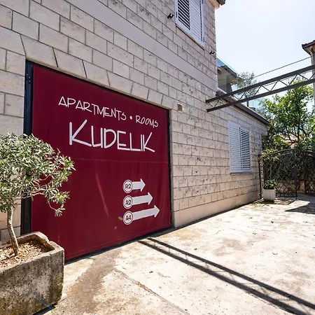 Kudelik Apartment Trogir